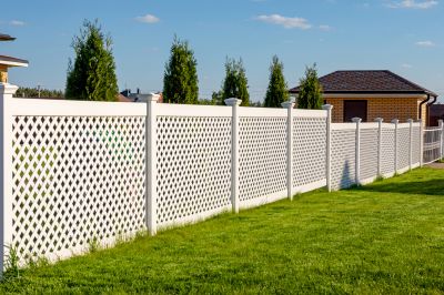 Pvc Lattice Fence Installation in Kansas City, MO