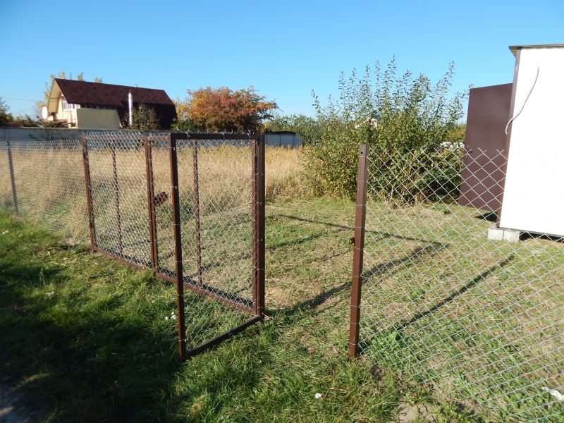 Wire Mesh Fence Installation in Roseville, CA